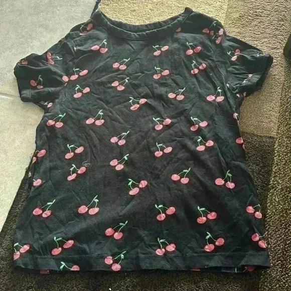 Black Cherry Tee - Picture 1 of 3